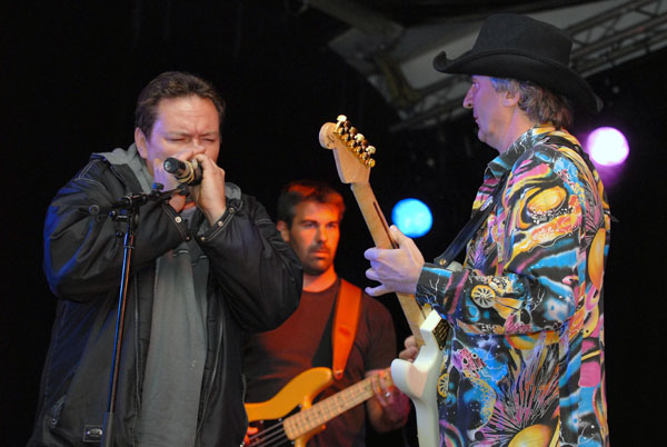 001 Charlie Vitamine Band