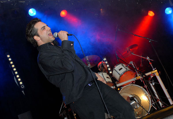 0023 Charlie Vitamine Band