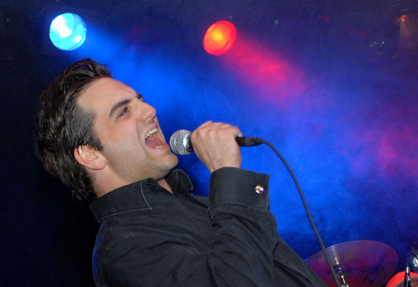 0023bb Charlie Vitamine Band