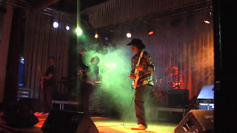 0rockainblues002